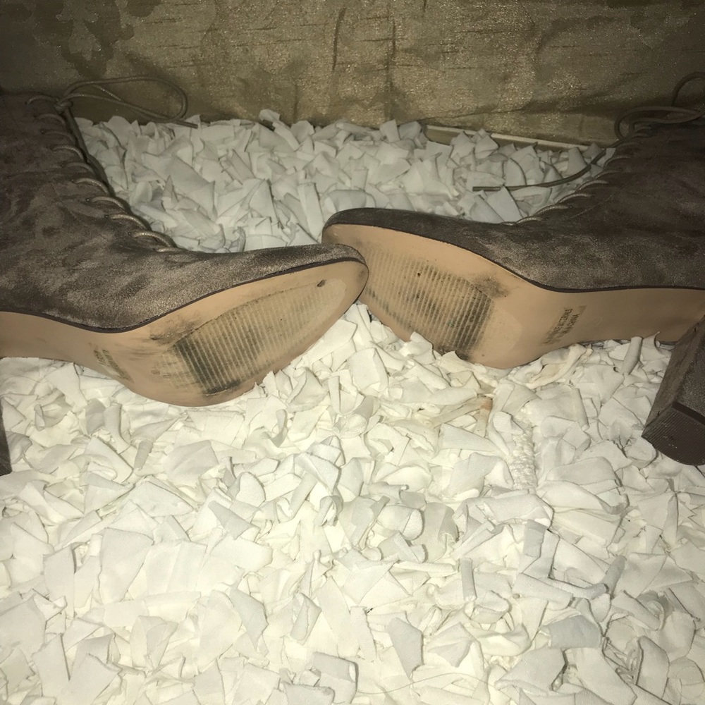 Beige booties - Picture 4 of 4